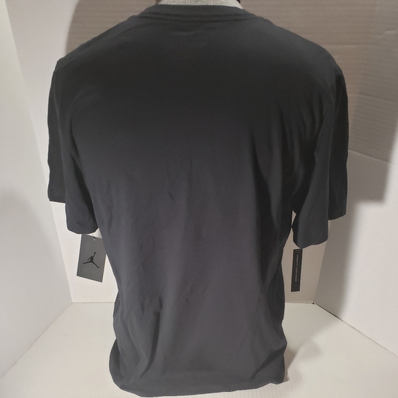 NWT Men's Jordan T-shirt - Picture 2 of 3